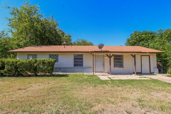 Foto del edificio - 5822 Branch Valley Dr
