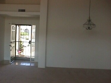 Building Photo - Age 55 UNFURNISHED HOME Gated community