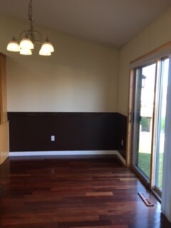 Building Photo - 5448 Highland Trl