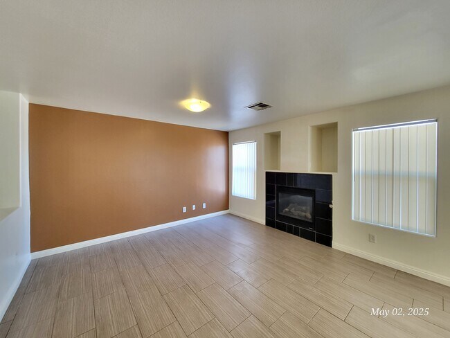 Building Photo - 6764 Grandview Ridge Ave