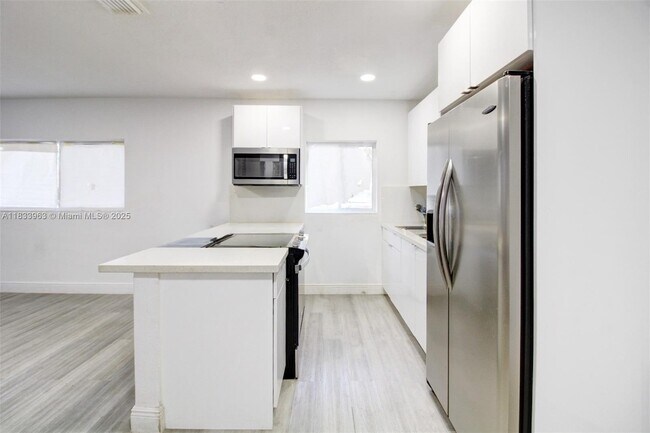 Foto del edificio - 5510 NW 30th Ave