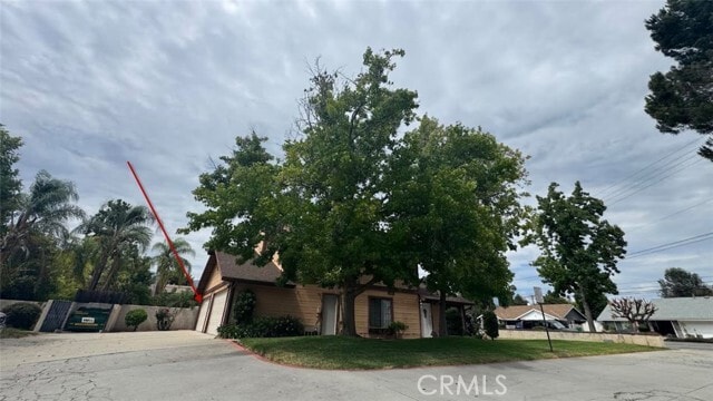Building Photo - 337 N San Dimas Canyon Rd