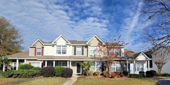 Building Photo - Sawgrass East