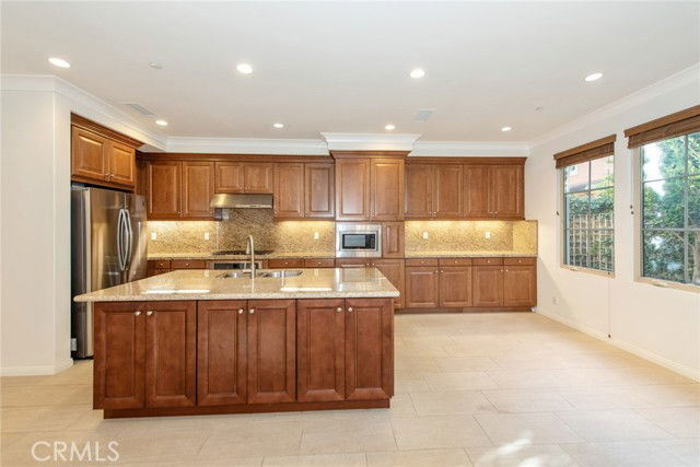 Foto del edificio - 83 Bianco