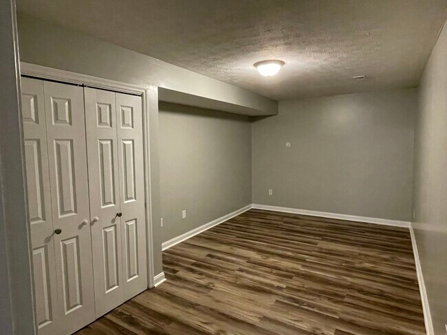 Foto del edificio - 20760 Poplar Ridge Rd