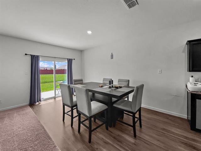 Building Photo - 1820 Wolf Run