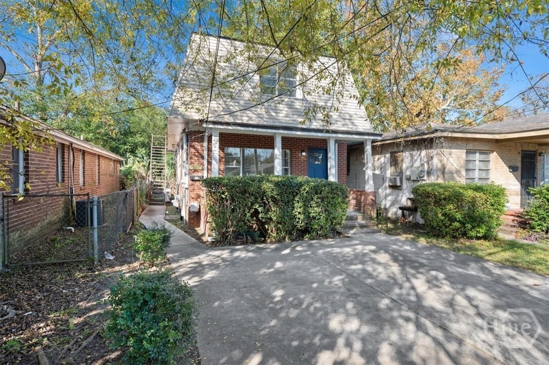 Foto principal - 3205 Bulloch St