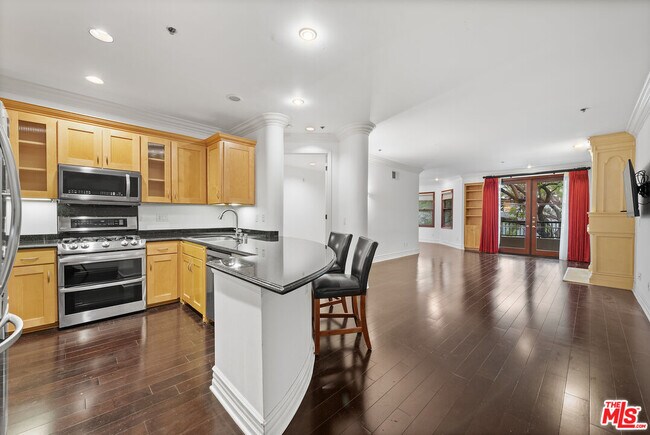 Building Photo - 1658 Camden Ave