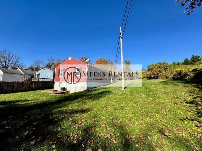 Foto del edificio - 1987 McVeigh Ave