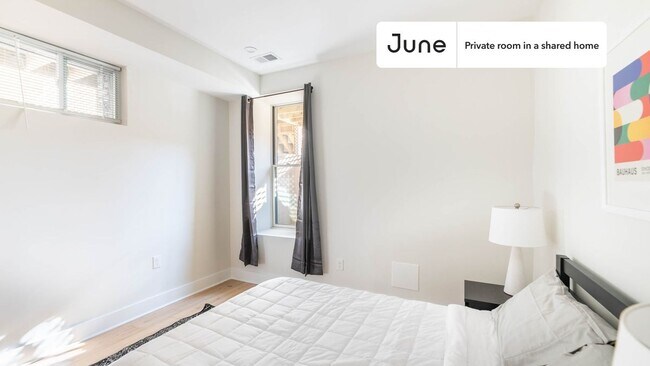 Foto del edificio - Room in Shared 3 bed/2.5 bath home in Columbia Heights
