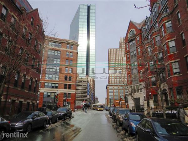 Building Photo - 61 Clarendon St