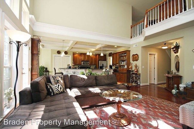 Building Photo - 5 br, 3.5 bath House - 1389 Singleton Lane