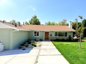 Building Photo - 10839 Fellows Ave