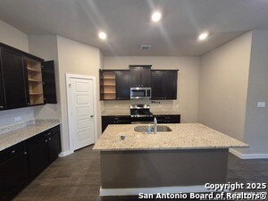 Building Photo - 10571 Pablo Way