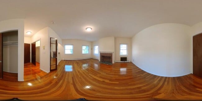 Building Photo - bedroom in Boston MA 02135