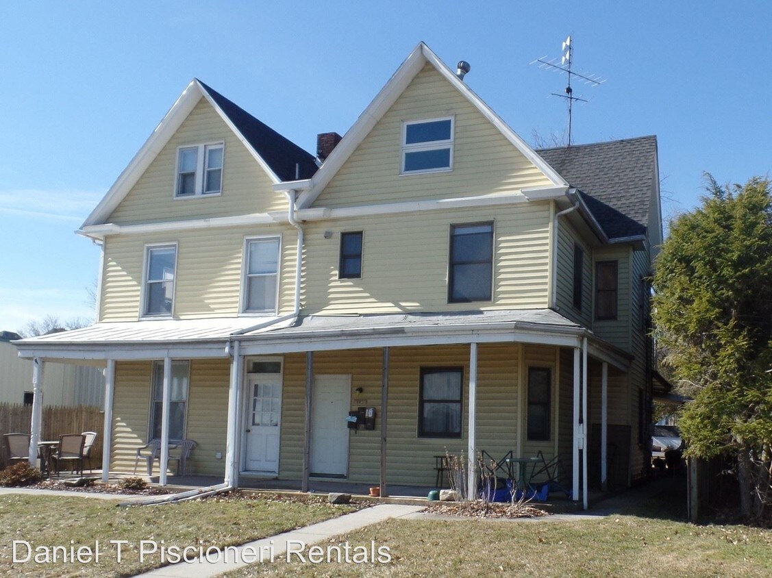 Foto principal - 114 N Front St
