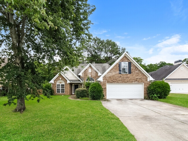 Building Photo - 205 Yardsley Dr
