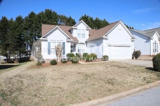Building Photo - 819 Laurel Meadows Pkwy