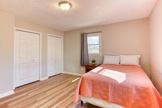 Building Photo - 4959 Ailene Dr