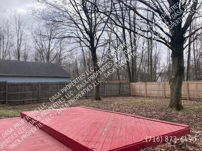 Building Photo - 51 Reed - 4 Bed / 2 Bath