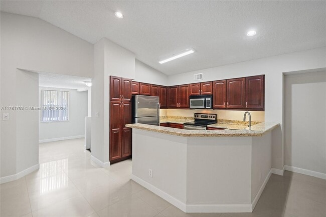 Building Photo - 7640 Westwood Dr