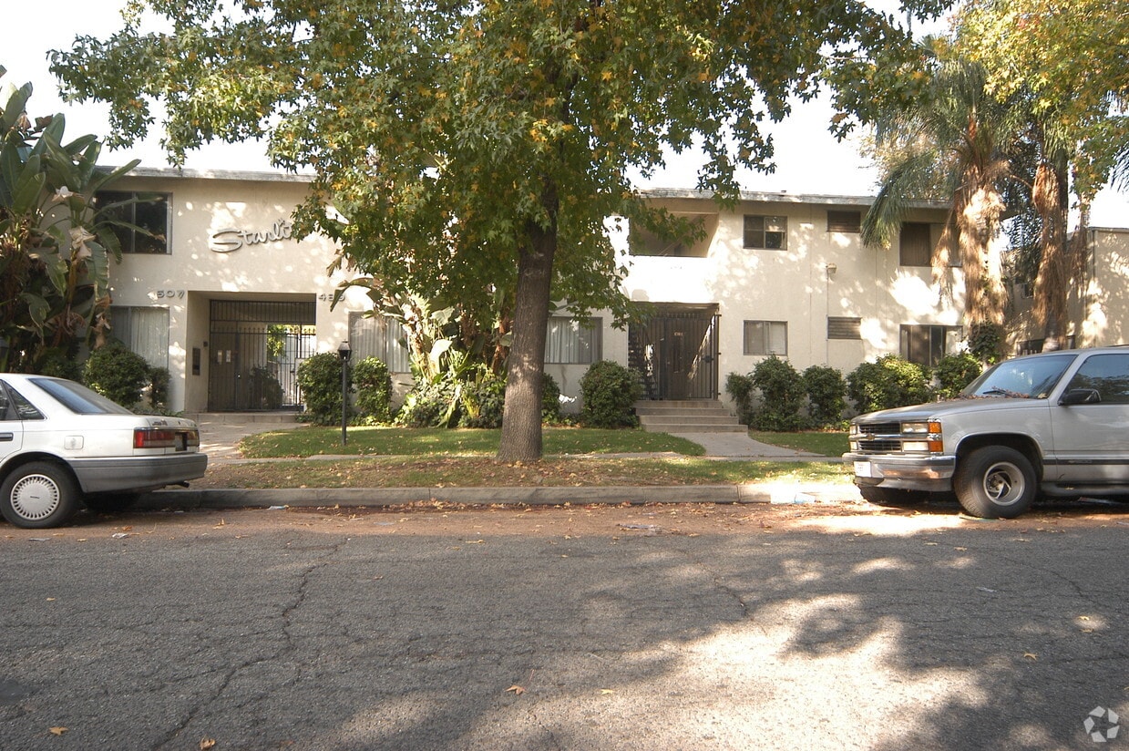 Building Photo - Starlite Apartments