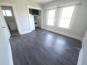 Building Photo - 49 Berryman Ave