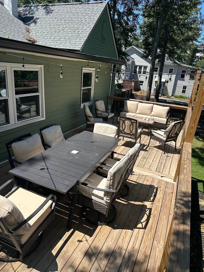 Foto del edificio - 420 E 6th Ave