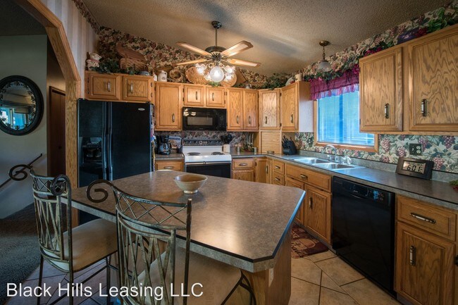 Building Photo - 2701 Westgate Dr