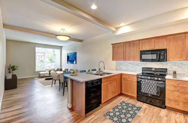 Chelsea Heights apartments — community photo - Chelsea Heights
