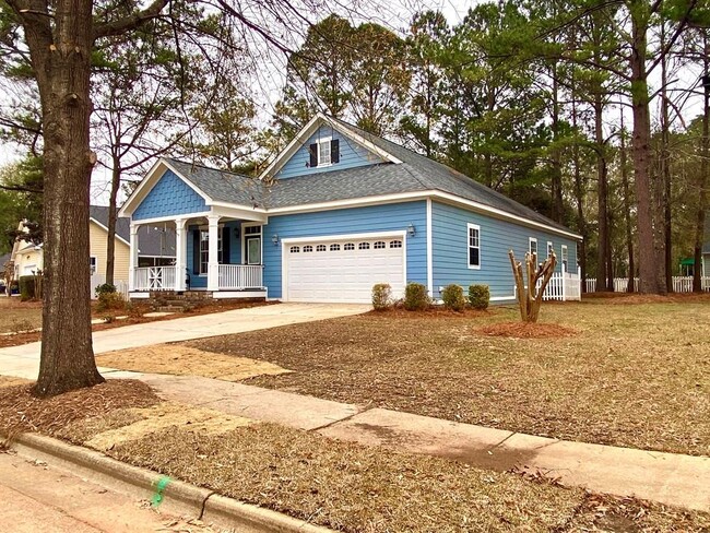 Building Photo - 103 Forsythia Ln