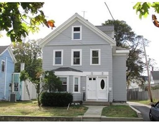 Primary Photo - 143 Middle St