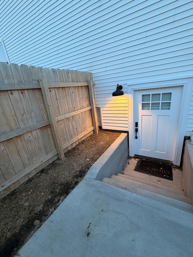 Building Photo - 4434 Honey Bee Rdg