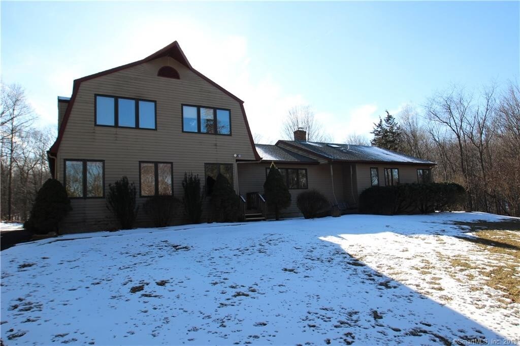 Primary Photo - 251 Hattertown Rd