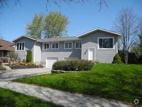 Building Photo - 6702 Jacobs Way