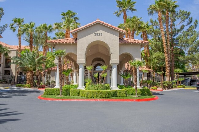 Building Photo - Destinations Spring Valley 55+ Active Adul...
