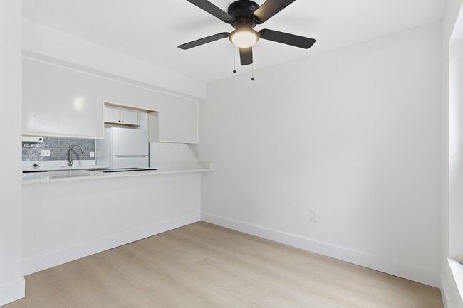 Building Photo - 1024 82nd Terrace N