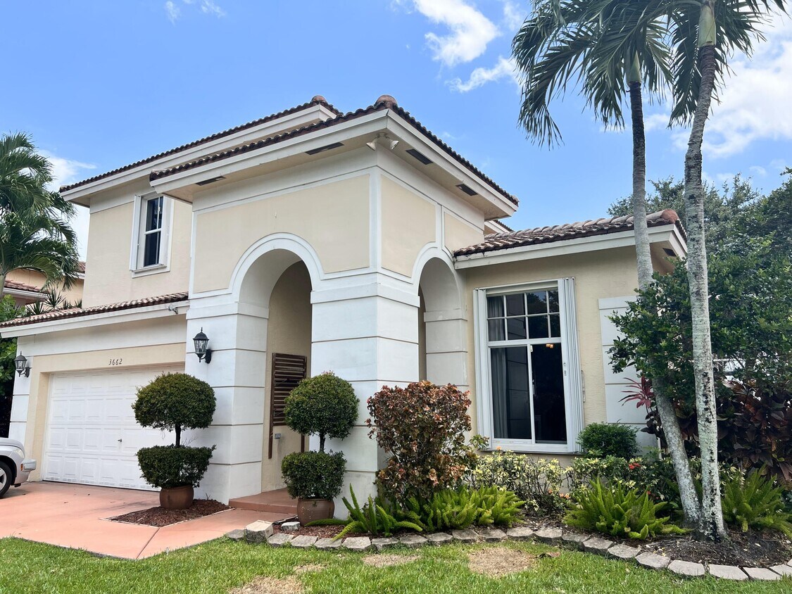 Foto principal - 3662 Coco Lake Dr