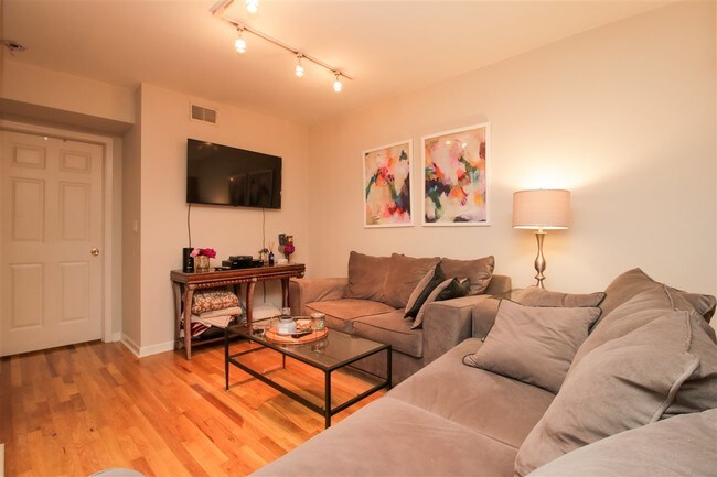 Foto del edificio - 402 Grand St