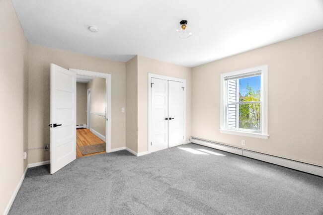 Foto del edificio - 220 Clinton St