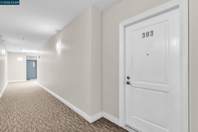 Foto del edificio - 1310 Creekside Dr