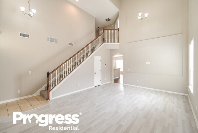 Building Photo - 637 Acorn Chase Dr