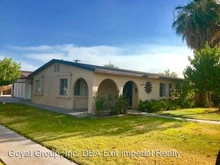 Primary Photo - 1205 Ocotillo Dr