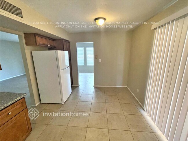 Foto del edificio - 6618 S 44th Pl