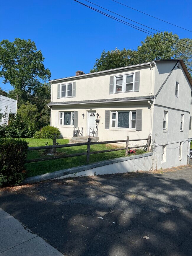 Building Photo - 167 Belltown Rd