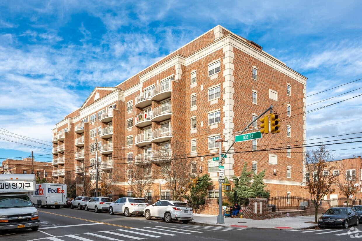 Primary Photo - 38-11 108th St