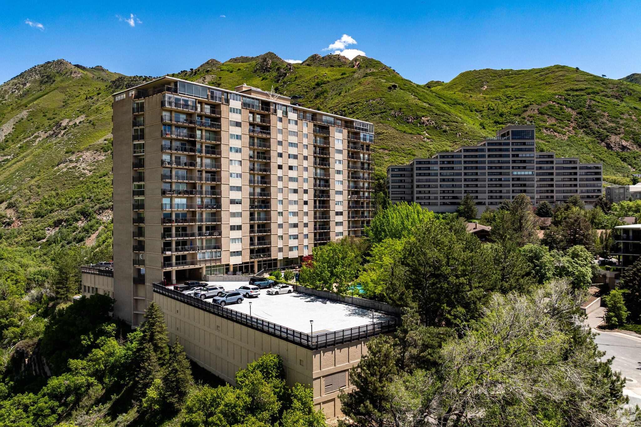 Canyon Crest Condominiums