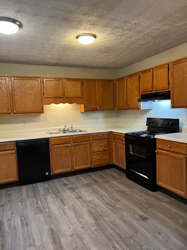 Building Photo - 6622 Meadow Rue Dr