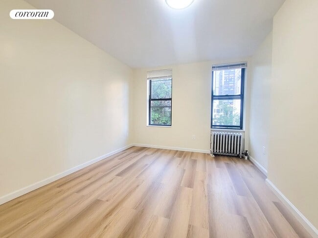 Building Photo - 239 E 51st St