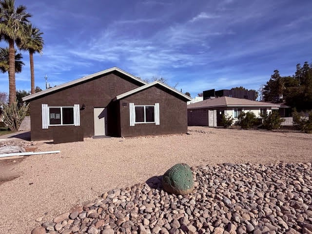 Foto del edificio - BRAND NEW TOWNHOME IN THE MIDDLE OF UPTOWN PHX WITH ALL THE BELLS AND WHISTLES!!!